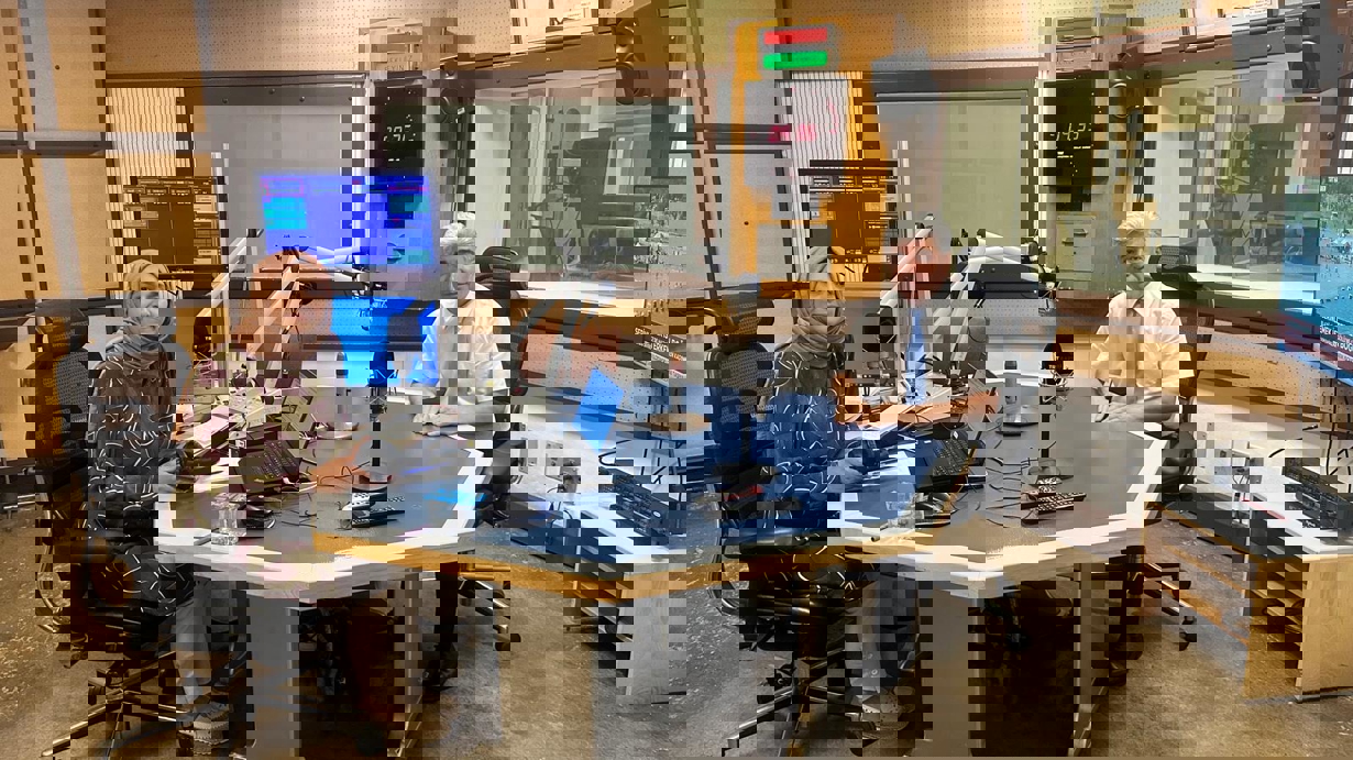 Fakültemiz Dekanı ve Teknoloji Fakülteleri Dekanlar Konseyi Başkanı Prof. Dr. Musa Atar Fakültemiz Tanıtımı için TRT de Radyo Programına Katıldı